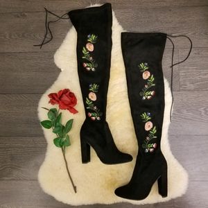 Womens knee-high suede boots